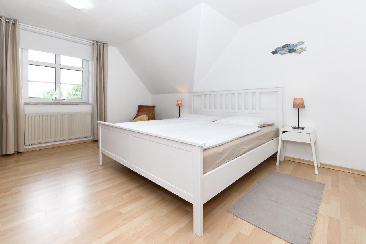 Ferienwohnungen Im Haus Lieblingskoje Neuharlingersiel Dış mekan fotoğraf