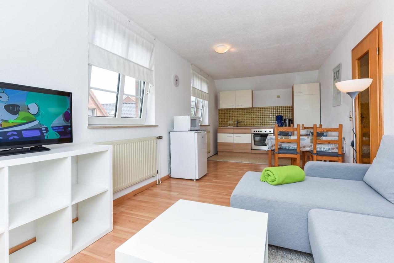 Ferienwohnungen Im Haus Lieblingskoje Neuharlingersiel Dış mekan fotoğraf